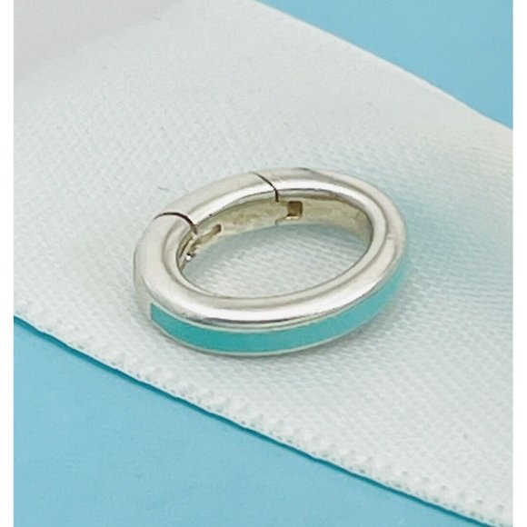 Tiffany Blue Enamel Oval Jump Ring in Sterling Silver